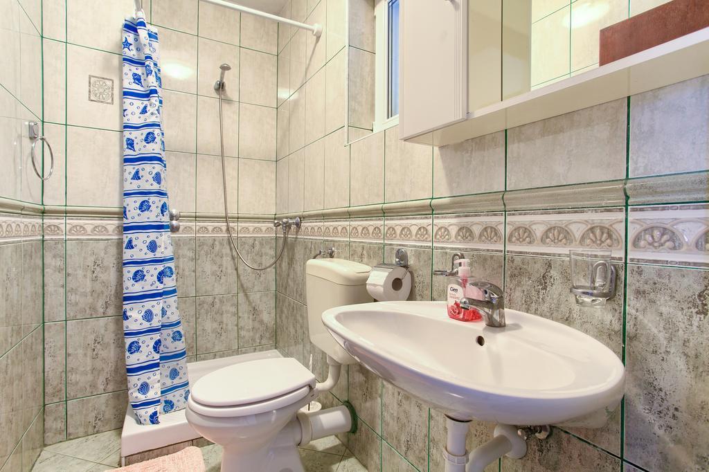 Apartments Vlatko 克尔克 外观 照片